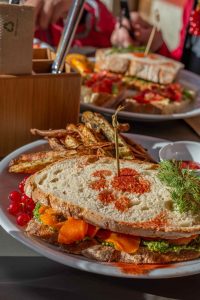 Sandwich mit Karotten-Lachs aus dem Café Katzentempel in München