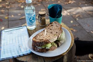 Veganes Tuna Sandwich im Café Blá in der Au