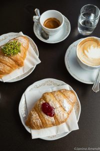 Schöne Cafés in Bologna