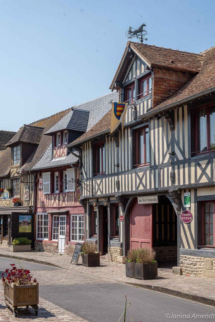 Fachwerkhäuser in Beuvron-en-Auge, das schönste Dorf in Frankreich