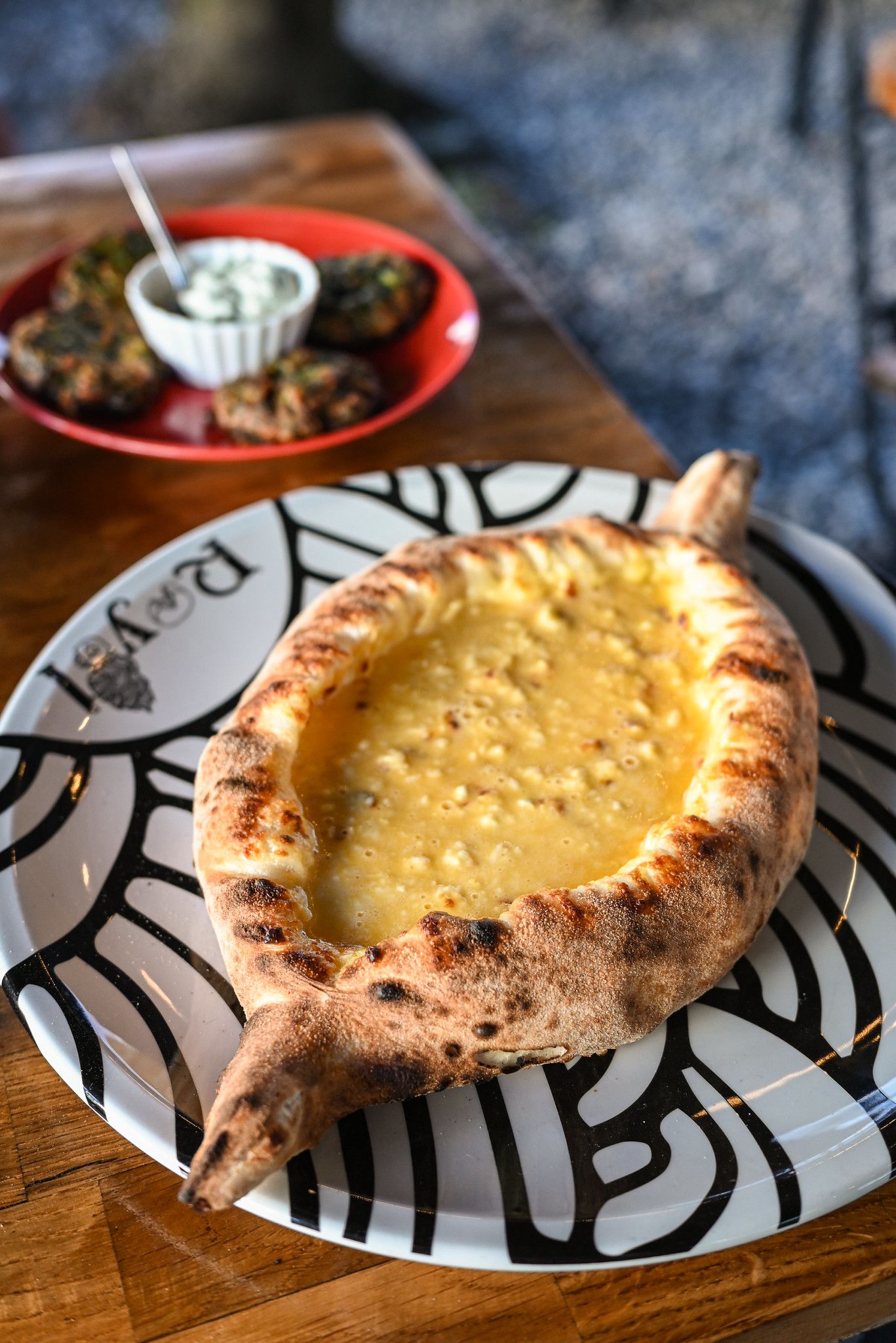 Schwabing: Georgische Küche in der Royal Cookhouse Pizzeria